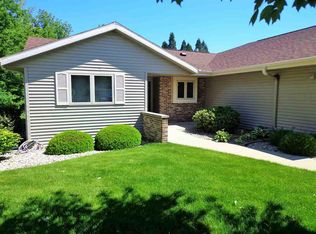 587 E Berkshire Ct #11, Beloit, WI 53511