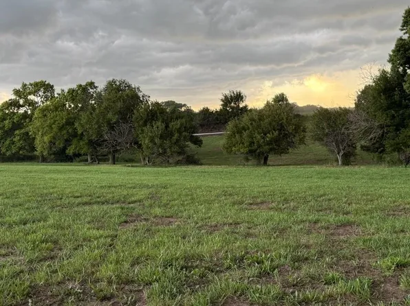 2 B Hwy, Edgerton, MO 64444