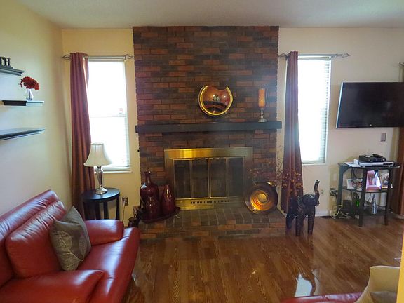 4th image of 3709 Candlewyck Club Dr APT C