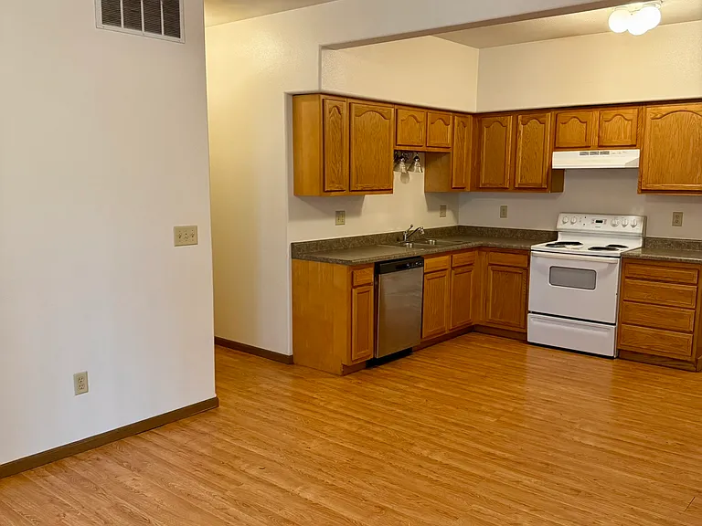 417 S Gilbert St #2311S — Photo 4
