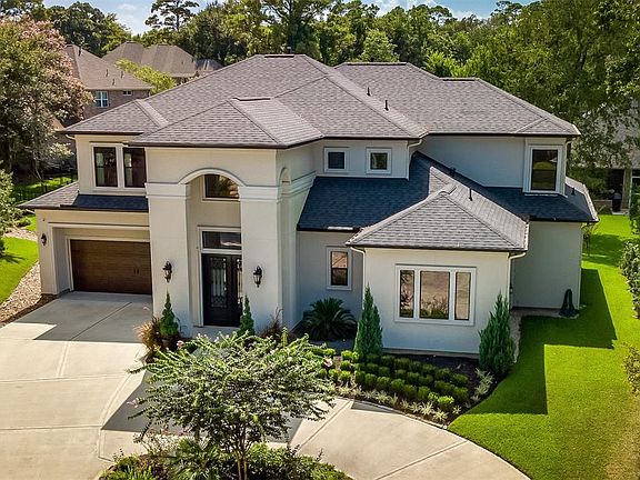 4th image of 10 Sarasota Ct