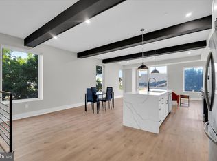 1915 Benning Rd NE #PENTHOUSE 9, Washington, DC 20002