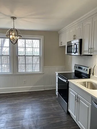 80 Carmel Rd #3 — Photo 4