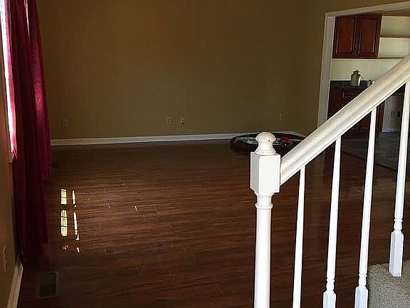 2nd image of 93 Crestview Dr