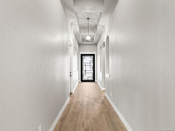 5th image of 1416 Green Meadow