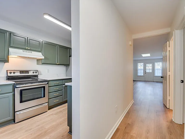 128 Barts Dr — Photo 4