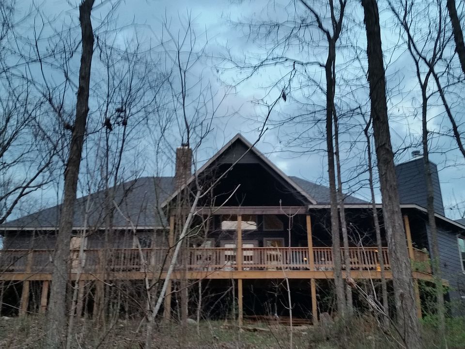 View of the rear of the hous