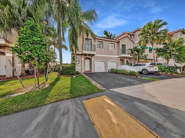 1408 NW 126th Ave — Photo 1