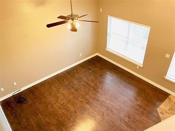3rd image of 3121 Tierra Pino Dr