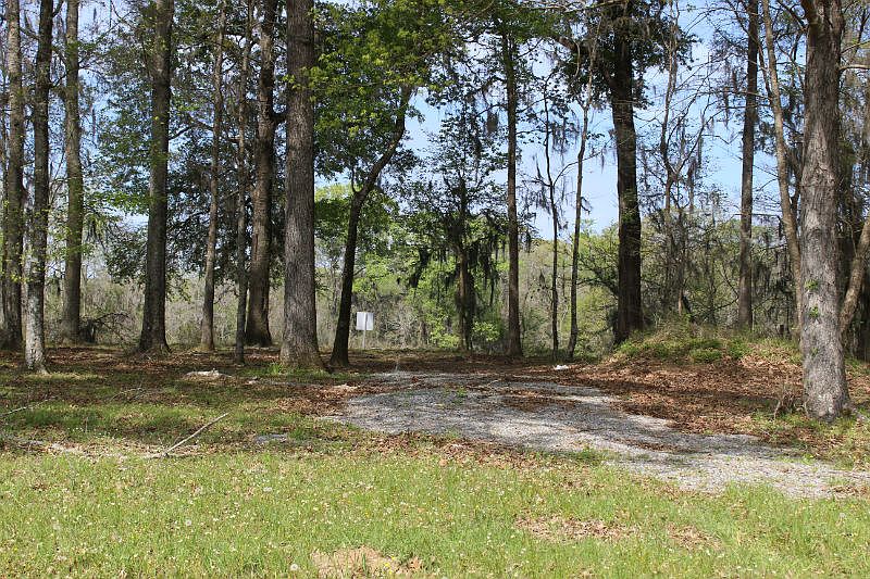 1 Fishermans Bay Blvd, Lowndesboro, AL 36752 Zillow