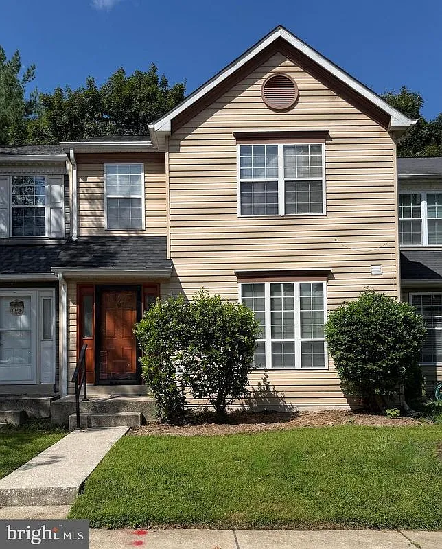 3 bed, 3.5 bath, 2027 sqft, $2,900 — Photo 1