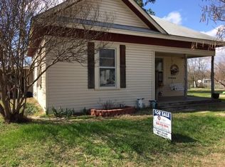 1050 SE 4th St, Cooper, TX 75432