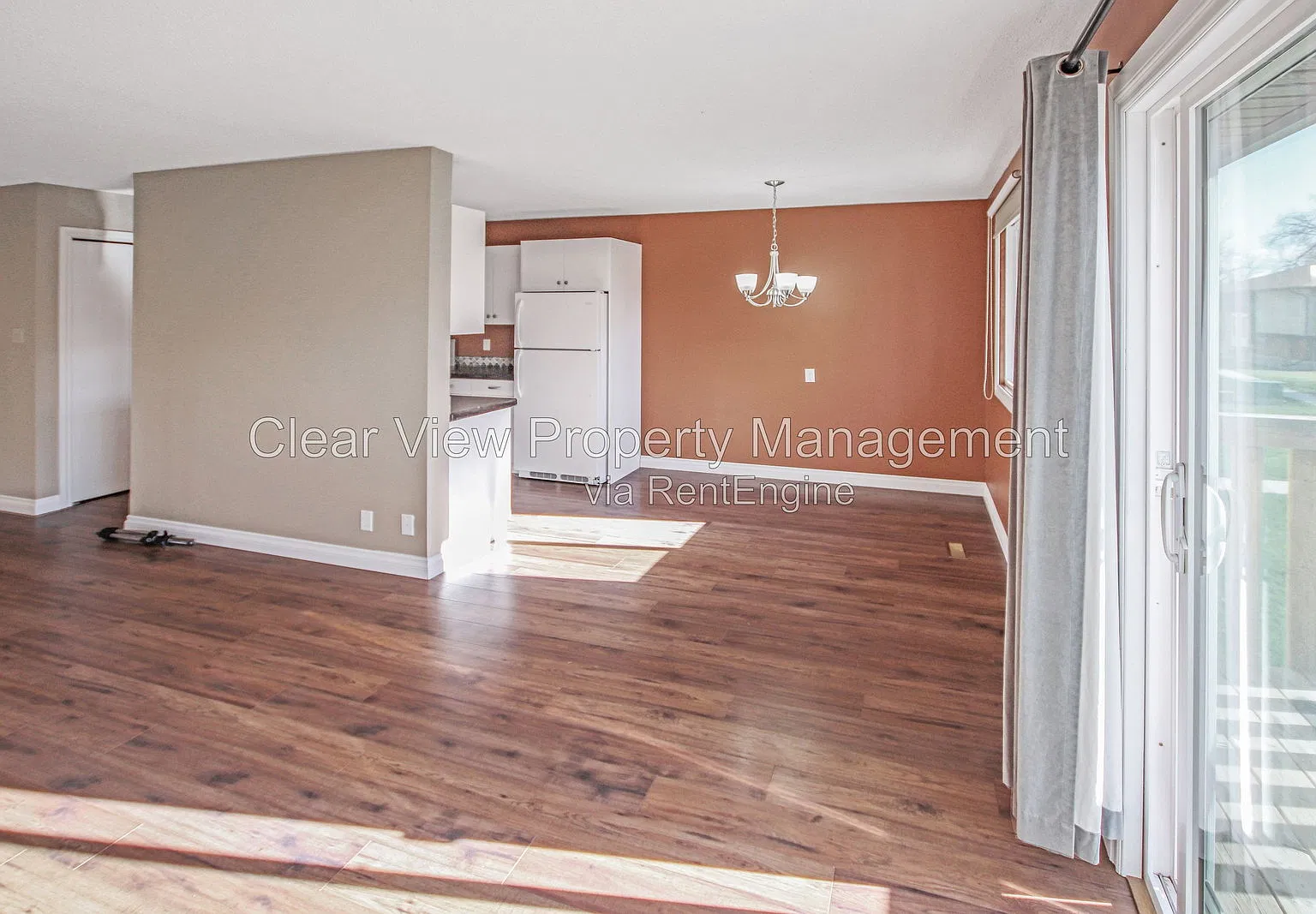 2 bed, 1.0 bath, $1,349 — Photo 3
