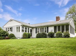 19 Park Ln E, New Milford, CT 06776