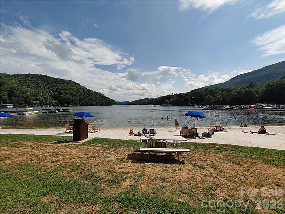 2nd image of 225 Sheepnose Dr