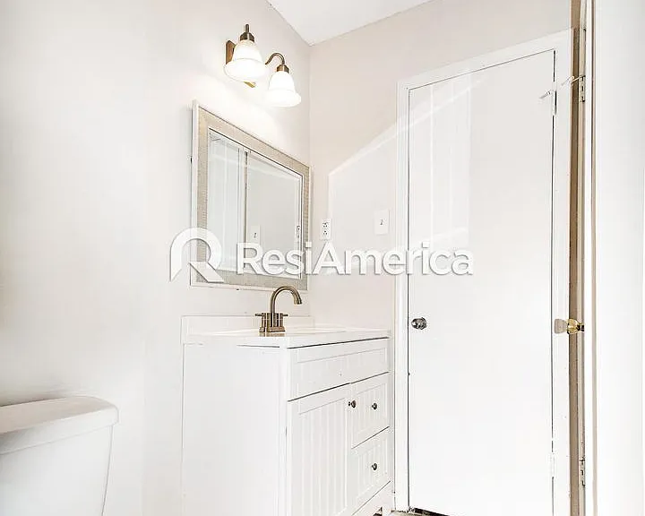 1106 Rasco Rd W — Photo 10