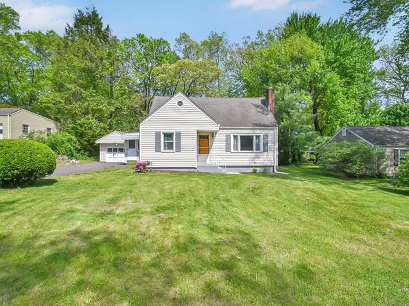 23 Sunnyside Circle, Windsor, CT 06095
