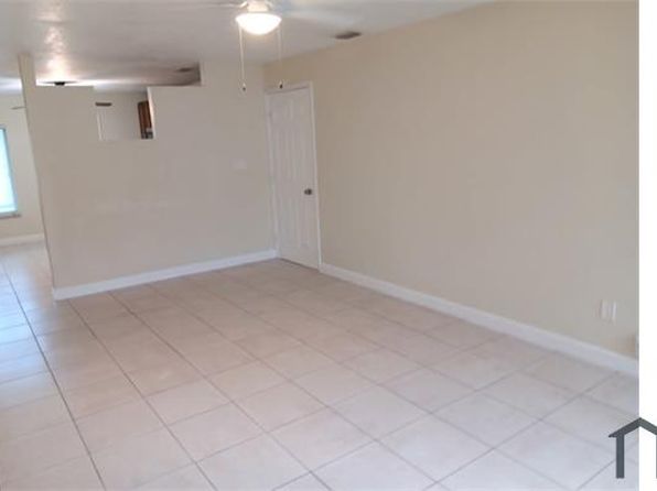 1606 Avenue K APT A