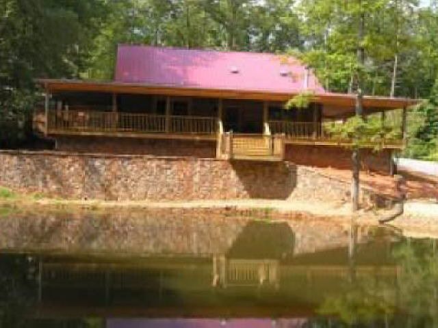 2nd image of 1018 Silver Falls Rd