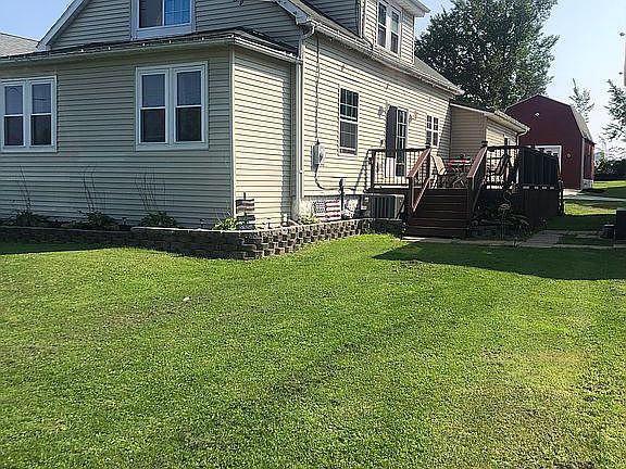 4th image of 107 E Abbott Grv