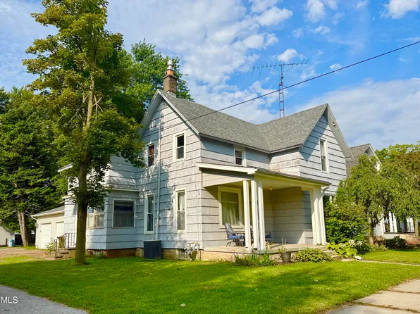 416 Toledo St, Elmore, OH 43416