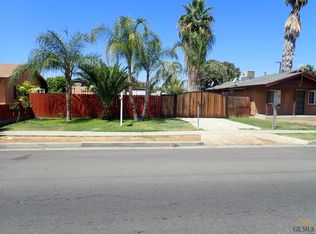 527 Main St, Delano, CA 93215