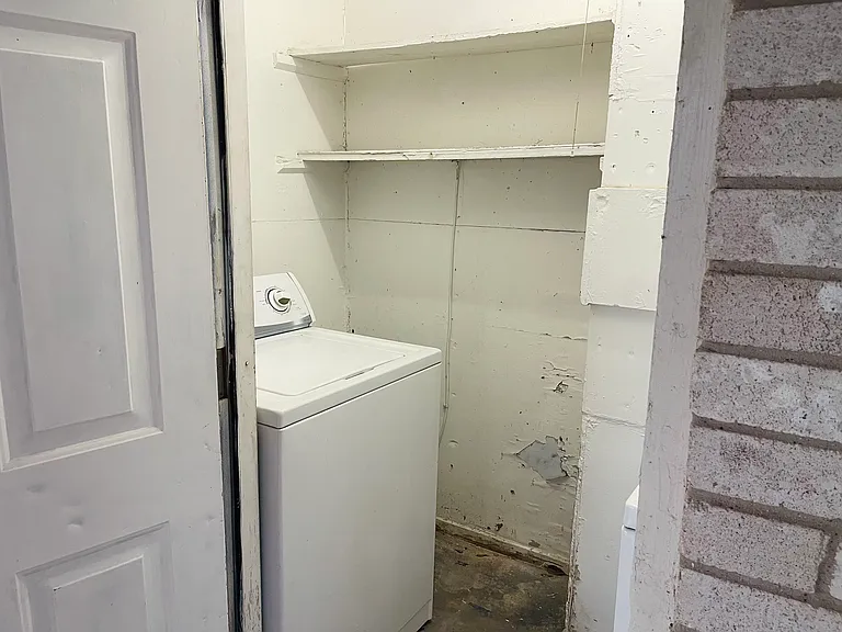 3400 Pleasant Valley Ln — Photo 16