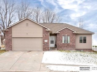 11815 S 210th St, Gretna, NE 68028