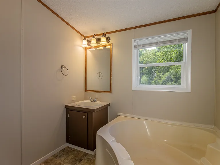 60 Brooklane Dr — Photo 17