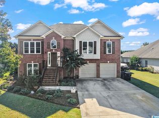 209 Heather Ridge Cir, Pelham, AL 35124