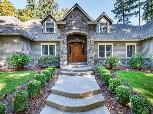 1261 SW Underhill Rd, Portland, OR 97219