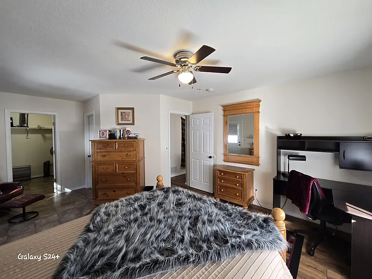81 Loafers Ln — Photo 12