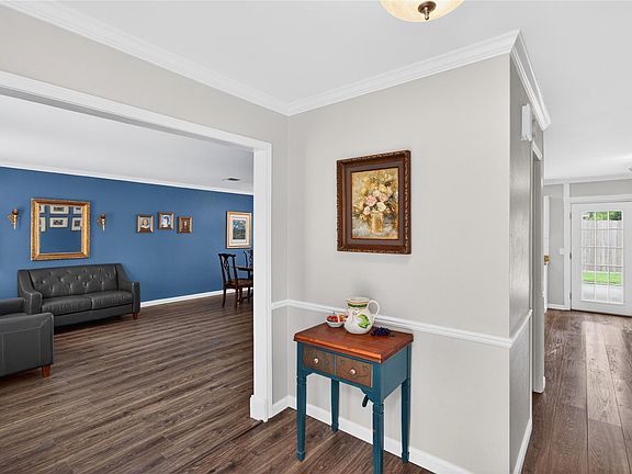 4th image of 20214 Woodsboro Ct