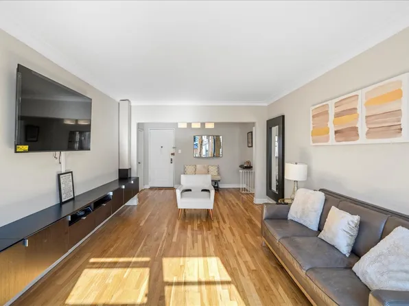 110-45 71st Road image 3 of 16