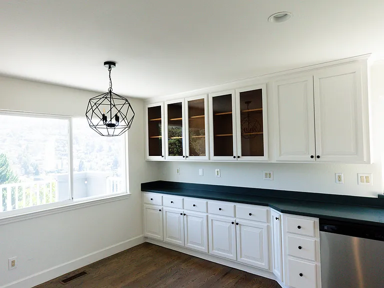 5070 Cochrane Ave — Photo 10
