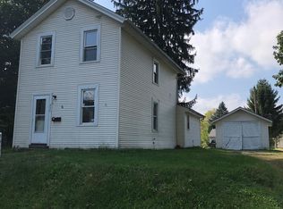 239 Park St NW, Navarre, OH 44662