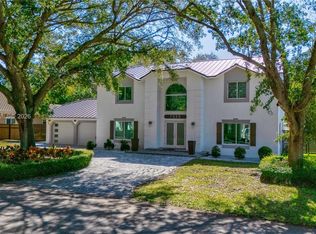 Kings Cove, Palmetto Bay, FL 33157