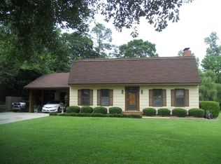 1435 Peach St, Dublin, GA 31021