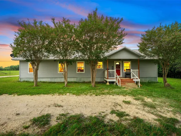 125 Private Road 245, Hillsboro, TX 76645