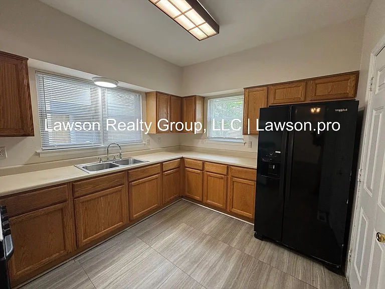 813 Gilmer Ave NW — Photo 12