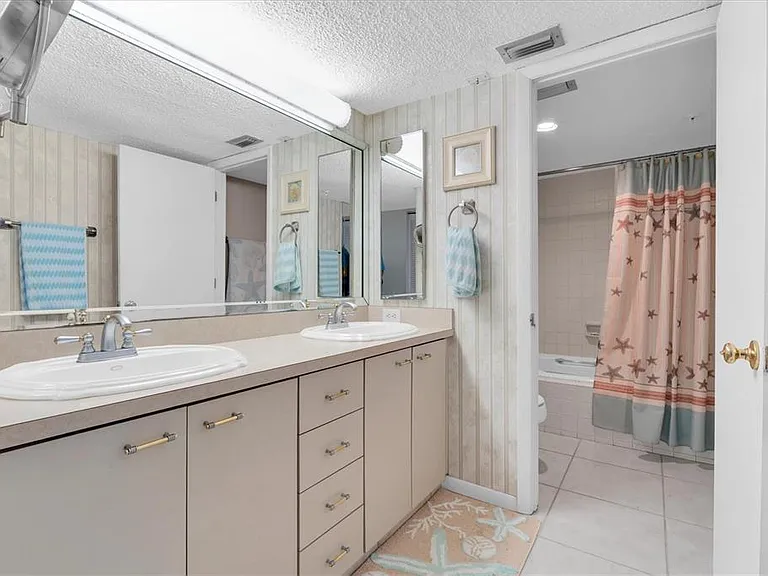 14950 Gulf Blvd #402 — Photo 14