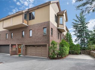 3974 Post Rd, Warwick, RI 02886