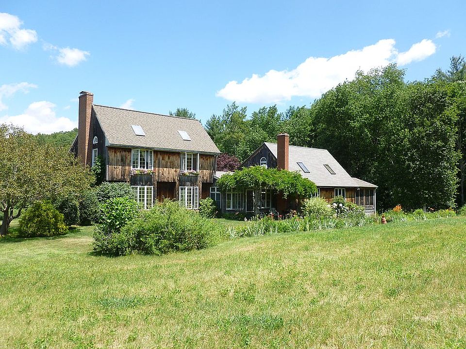 2nd image of 38 McCormick Rd