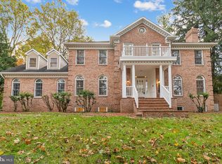 2527 Hunter Mill Rd, Oakton, VA 22124