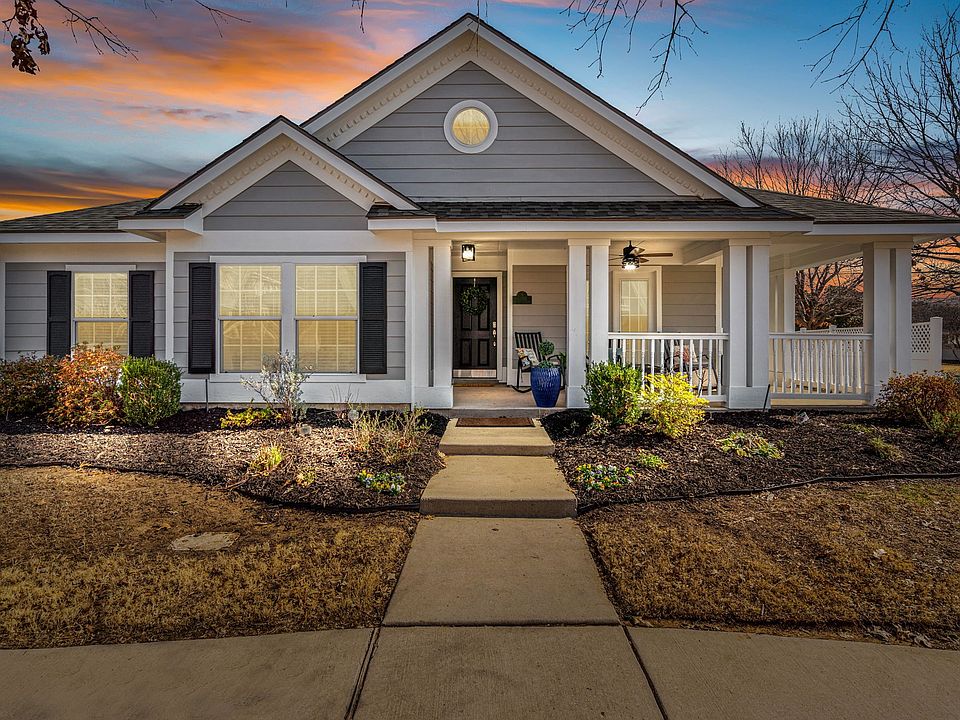 1st image of 1200 Long Leaf Dr