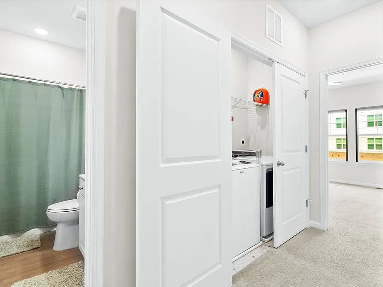 Third floor (bedroom hallway)