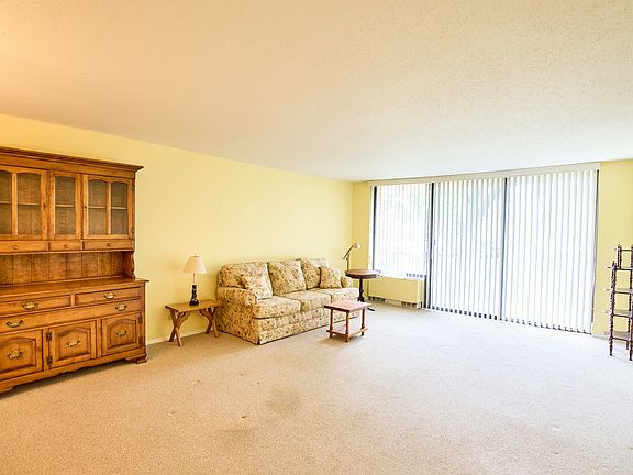 3rd image of 2000 Saint Regis Dr APT 1B