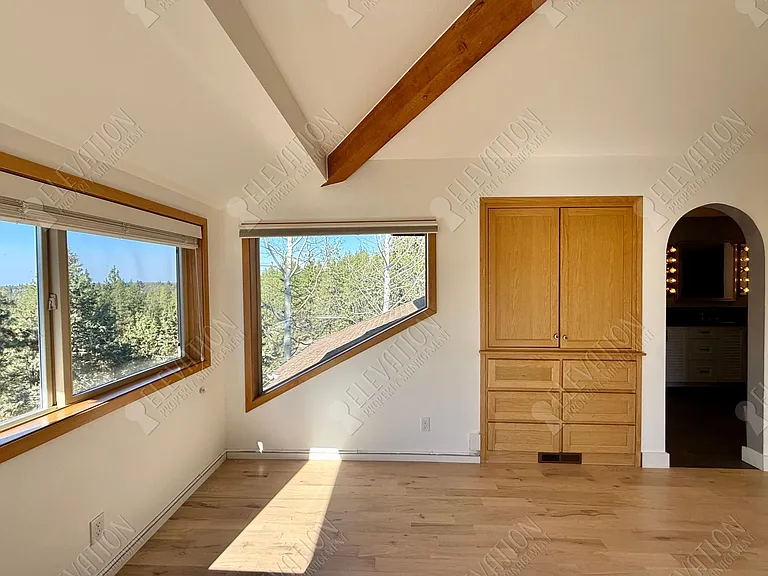 1955 NW Brogan — Photo 18