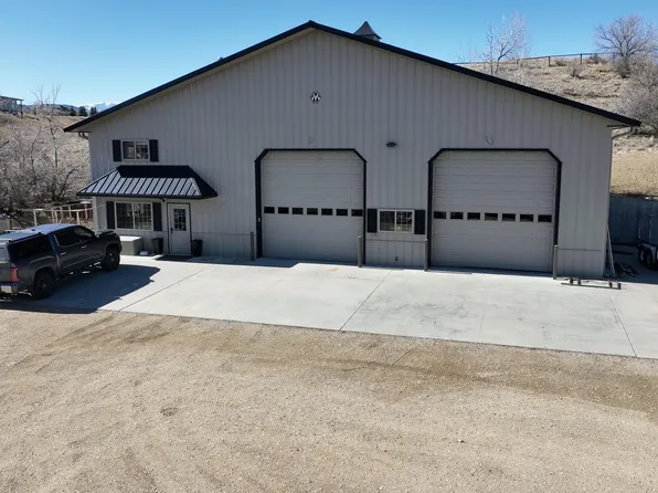 1030 N Carrington Ave, Buffalo, WY 82834