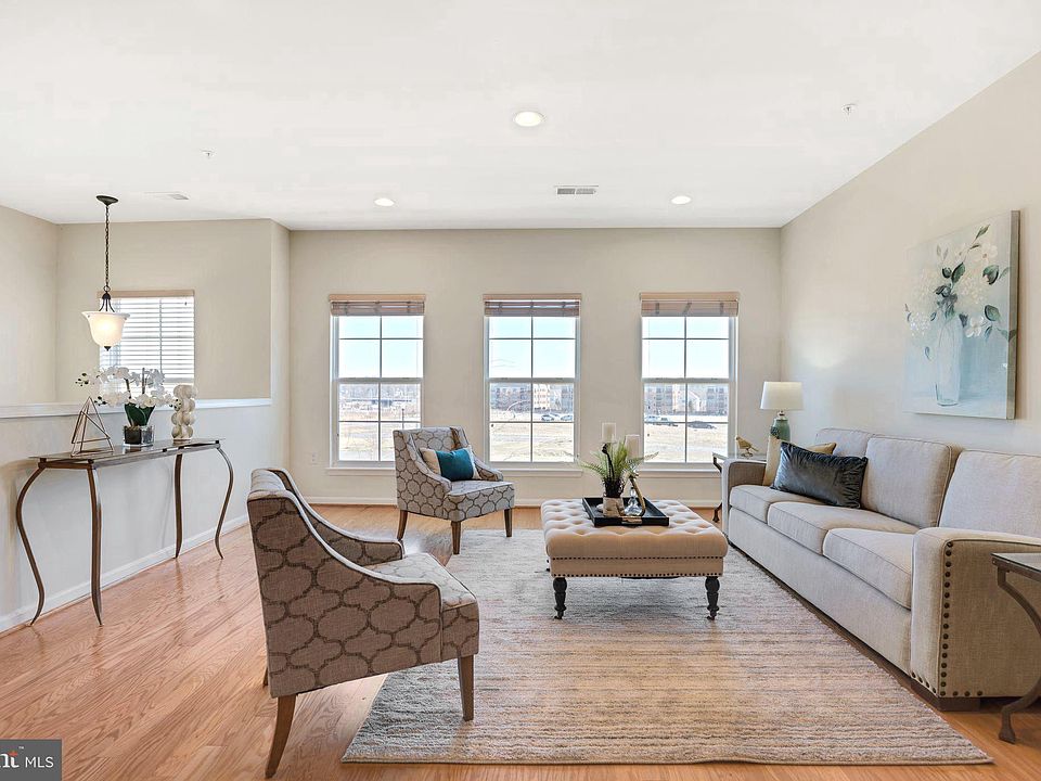 2949 Finsbury Pl 98, Fairfax, VA 22031 Zillow